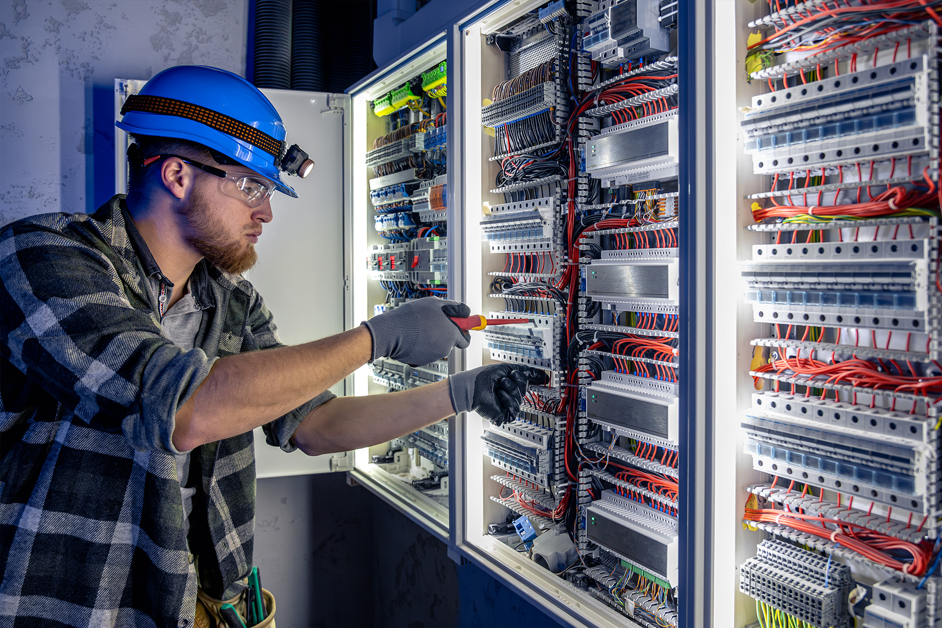 Emergency Electrician Dubai